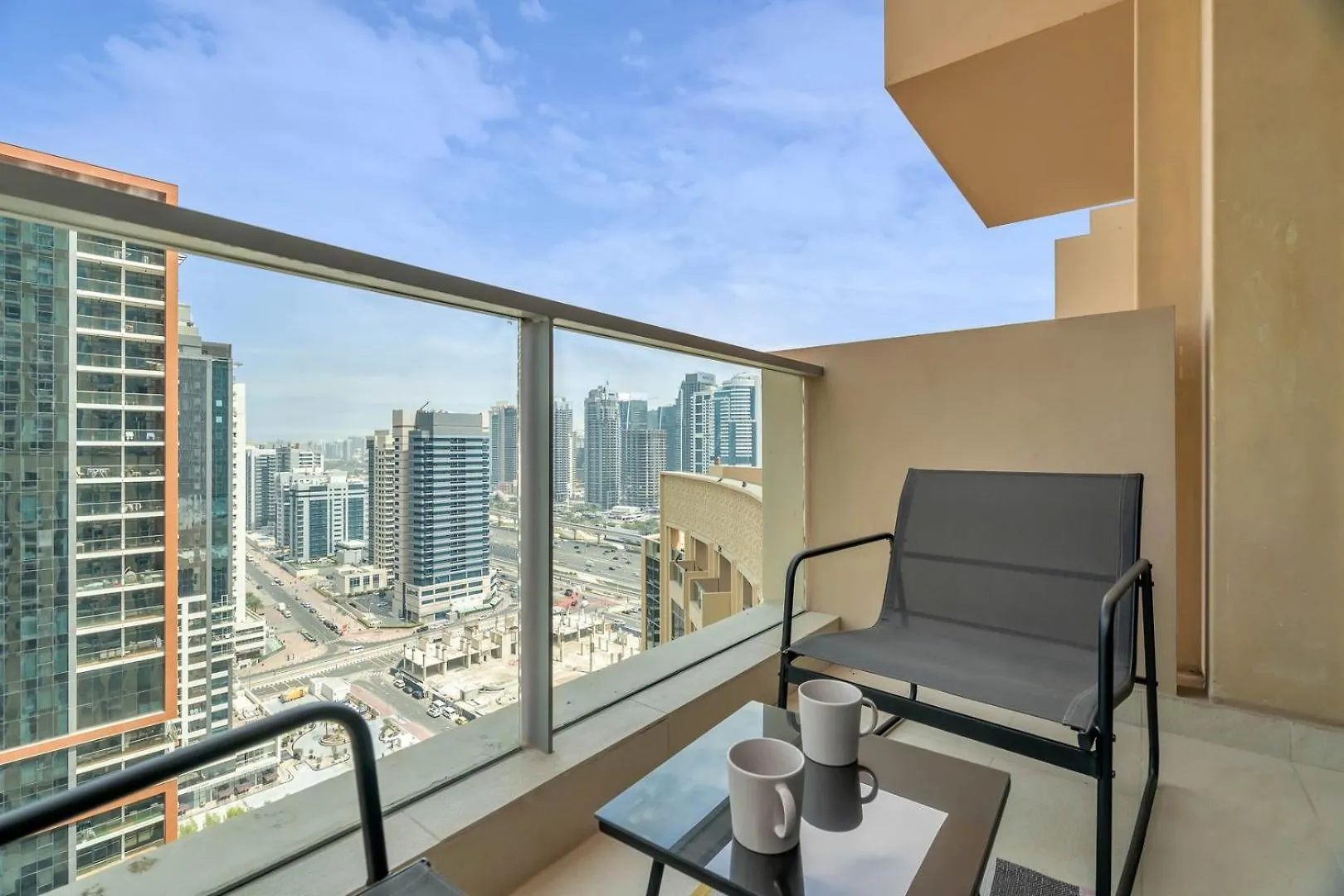 Apartment Guestready - Marina Canal Luxurious Retreat Dubai