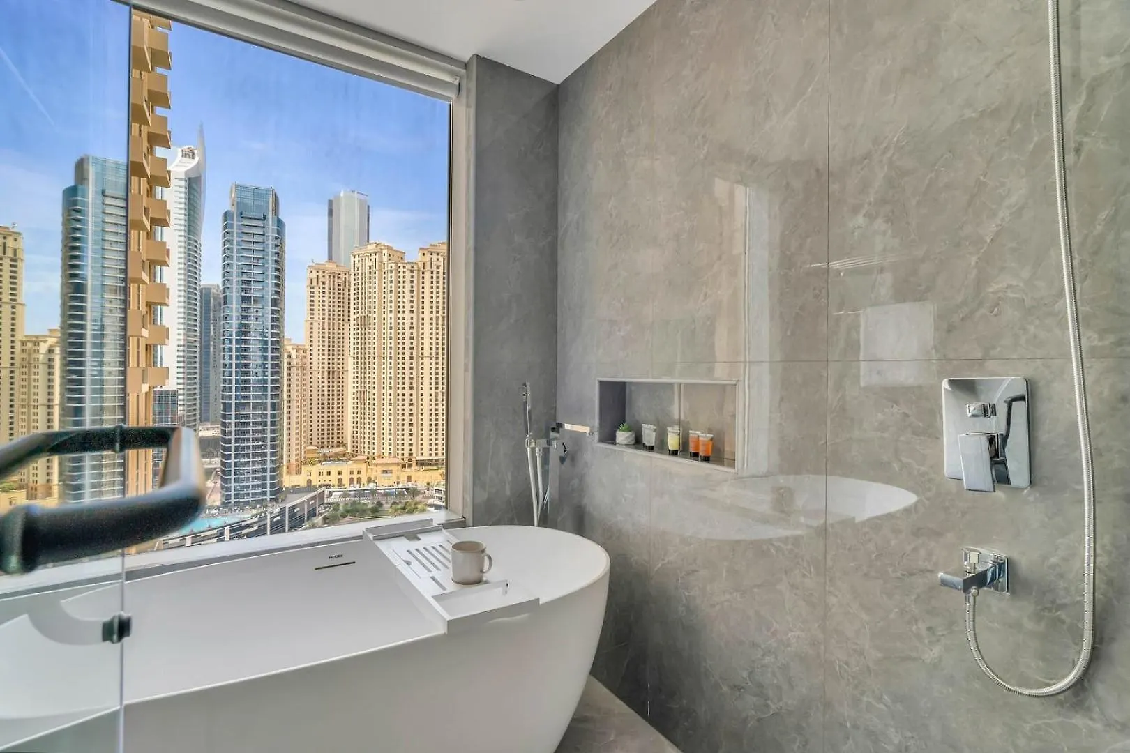Guestready - Marina Canal Luxurious Retreat Dubai